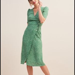 Route Gavin Dress in green floral polka dot.